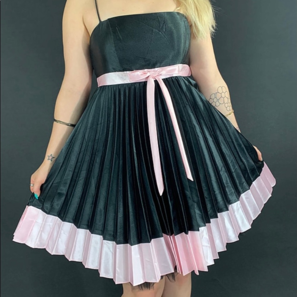 Jessica McClintock Gunne Sax size 3 pink/black